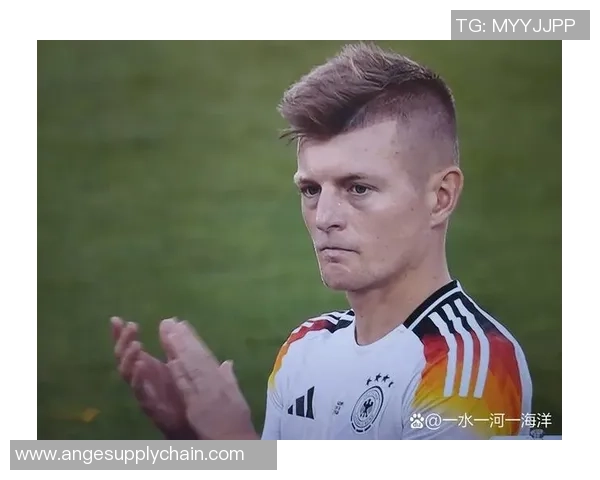 德国足球明星最新排名揭晓谁将成为新一代的球场之王