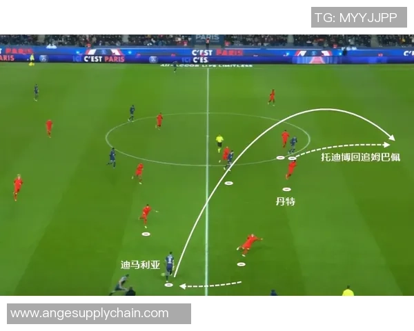 武汉足球队防守战术解析与实战应用探讨